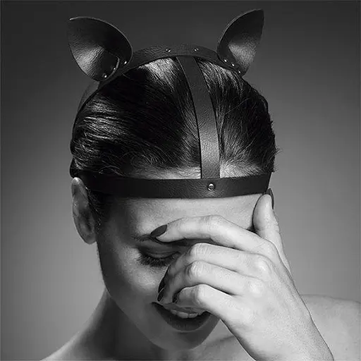 Маска кішечки Bijoux Indiscrets MAZE - Cat Ears Headpiece Black, екошкіра - фото 3