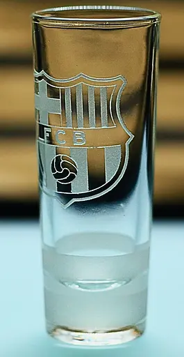Стеклянная рюмка 60мл Barcelona с гравировкой подарок для фаната стопка ФК Барселона футбольная стопка - фото 3
