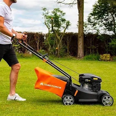 Газонокосилка бензиновая Yard Force GM B40 - фото 7