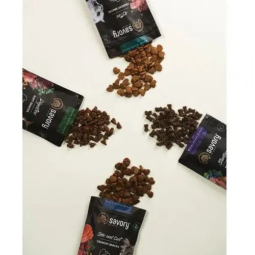 Мягкое лакомство Savory для здоровья стерилизованных кошек ягненка с черникой 50 г - фото 5