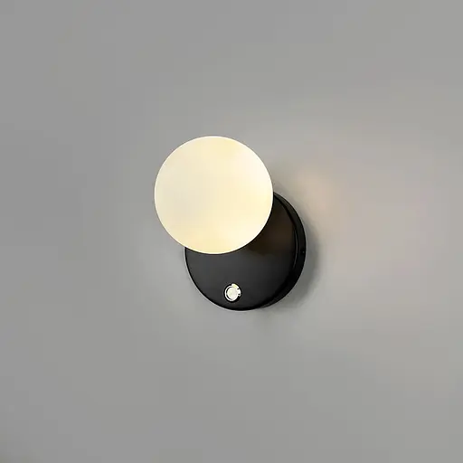 Бра Arcola в минималистичном черном корпусе 15х13 см Line F Арт. WJ56/1 BK - фото 2