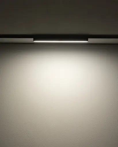 Магнитный трековый светильник Nowodvorski 11743 NANO-LVM Line Out LED 1x10W 3000K 400Lm IP20 черный - фото 2