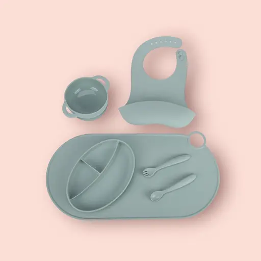 Набір силіконового посуду для першого прикорму дітей на присосці, 6 предметів, mint - фото 1
