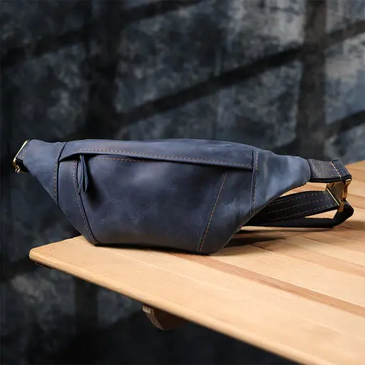 Красивая сумка-бананка для мужчин из натуральной винтажной кожи SHVIGEL 34х12х4 см sum0027471 - фото 8