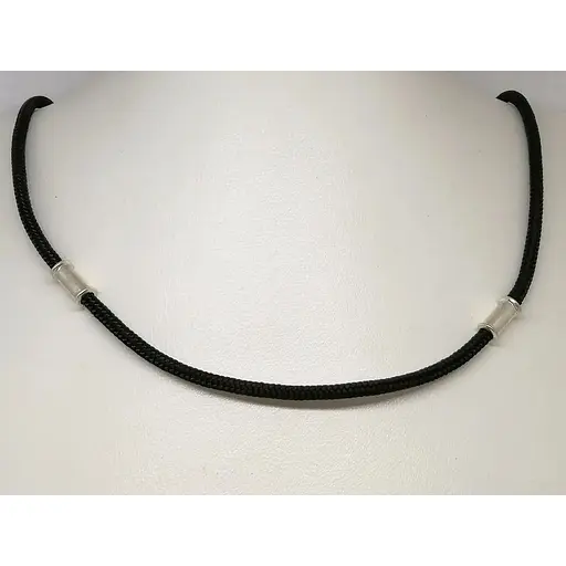 Шелковый плетеный ювелирный шнурок с серебряными вставками. Ш0034-4В/ДЗ 65 - фото 2