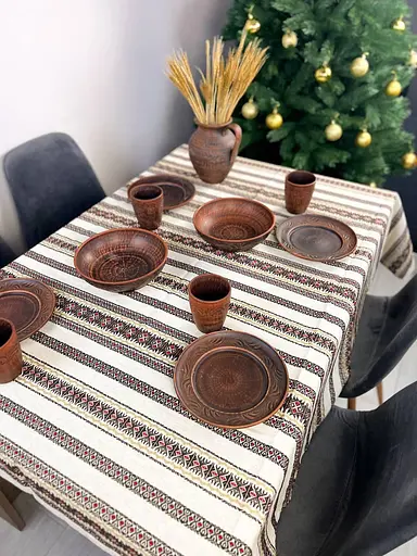 Лляна різдвяна скатертина з українським орнаментом Святогір червоний 280х150 см