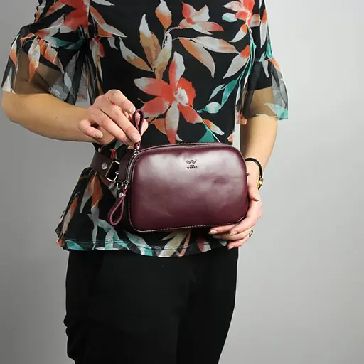 Жіноча шкіряна сумка поясна / кроссбоді Holly бордова - фото 6