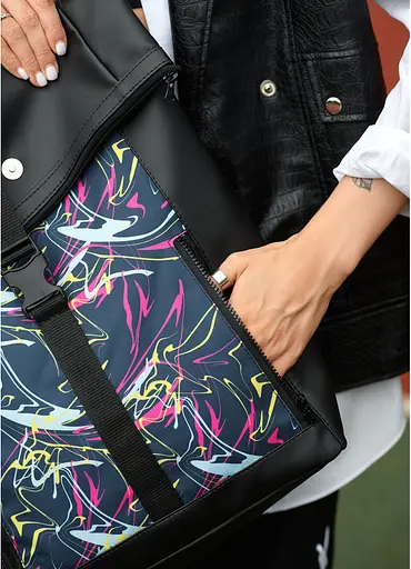 Жіночий рюкзак Sambag ROLLTOP ONE ABSTRACT чорний 41 x 30 x 16 см (24208710) - фото 4