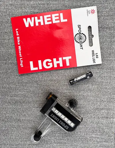 Різнокольорове світлодіодне вело підсвічування коліс велосипеда SPOKELIGHT L02 14 RGB LED 30 візерунків - фото 9