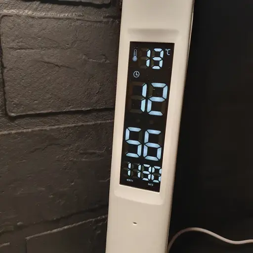 Настільна лампа з дисплеєм від USB - фото 5