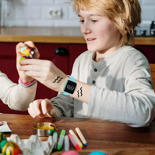 L LAVAREDO Детские фитнес-часы с отслеживанием активности, цифровые часы с отслеживанием активности для детей в возрасте - фото 4