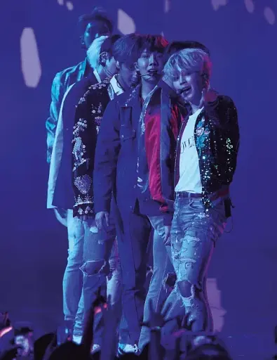 BTS. Королі K-POP - фото 4