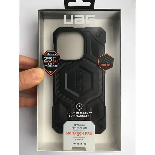 Оригінальний протиударний чохол UAG Monarch Pro MagSafe для iPhone 14 Pro (6.1") Carbon Black 114030114242 - фото 3