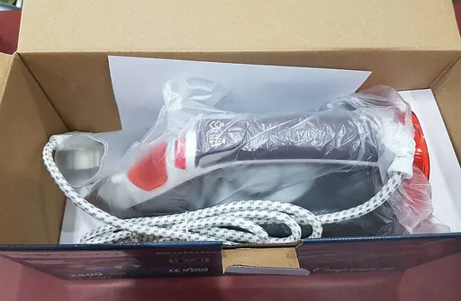 Праска Rainberg RB-6307 з регульованим потоком пари 2800 W - фото 9