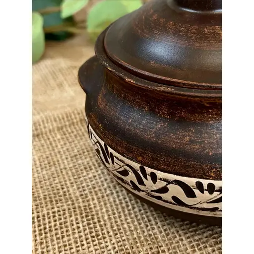 Горшок под жаркое керамический (глиняный) резной Ангоб 600 мл - фото 6