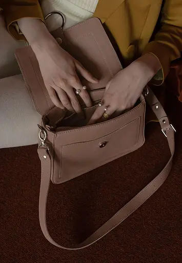 Жіноча шкіряна сумка Jessie карамель краст - фото 2