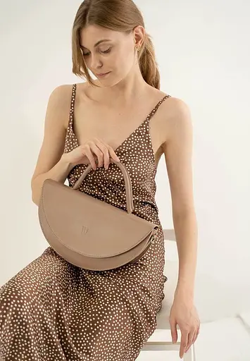 Жіноча шкіряна сумка Сhris maxi карамель краст - фото 4