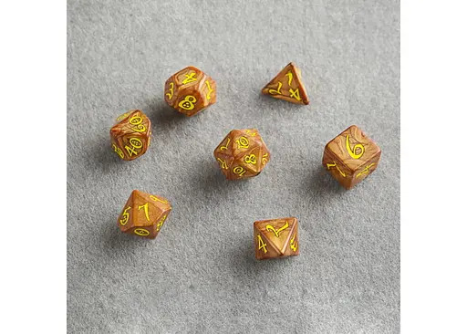 Набор кубиков Classic RPG Caramel & yellow Dice Set , 7 шт. (SCLE77) - фото 3
