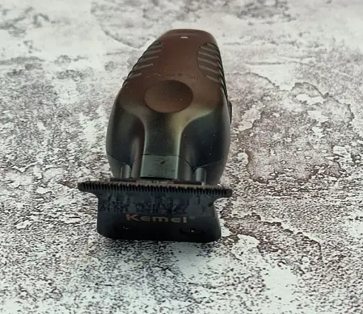 Професійний акумуляторний тример Kemei KM-2299 з керамічним ножем - фото 3