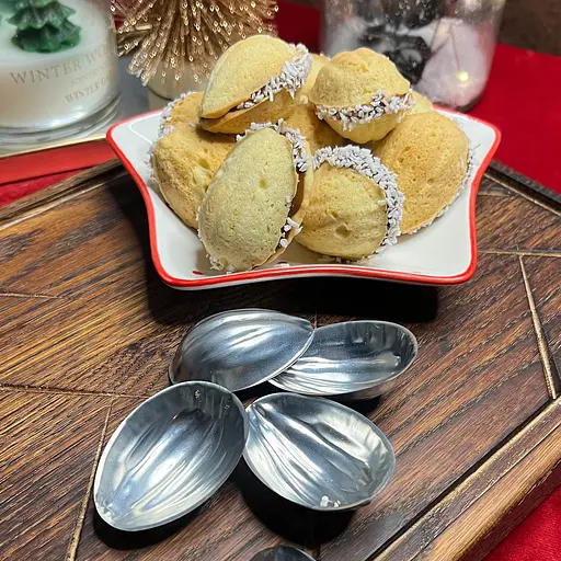 Набір з 40 металевих порційних формочок для випічки печива Горішки з ребристою поверхнею, Ласунка Сірий 87129 - фото 10