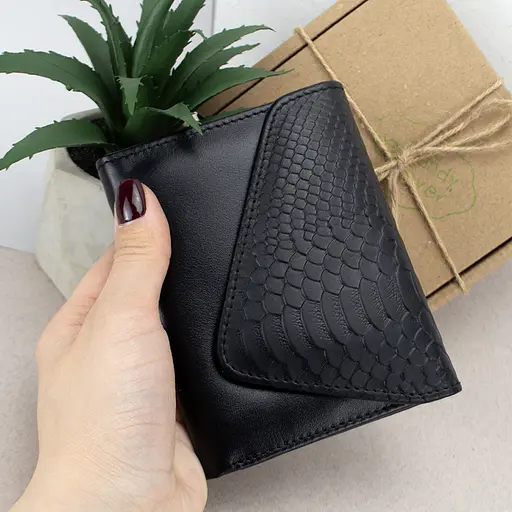 Гаманець жіночий шкіряний маленький Sabrina чорний пітон - фото 8