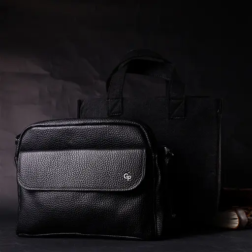 Кожаная женская сумка Grande Pelle 23х17х7 см sum0023595 - фото 9