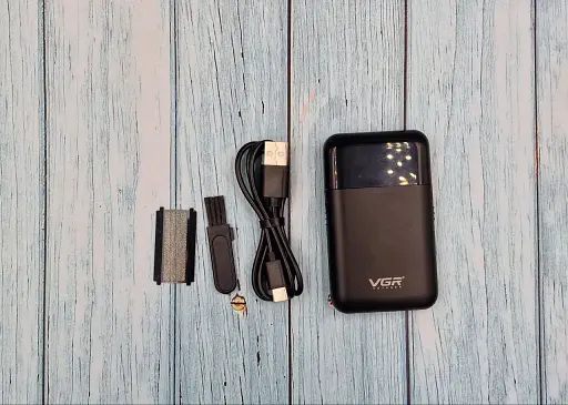 Електробритва-шейвер VGR V-390 (Портативна, Slim-дизайн, USB-зарядка) - фото 4