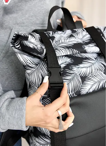 Жіночий рюкзак ролл Sambag RollTop Milton чорний з принтом Palm 41 х 30 х 16 см (24251720) - фото 6