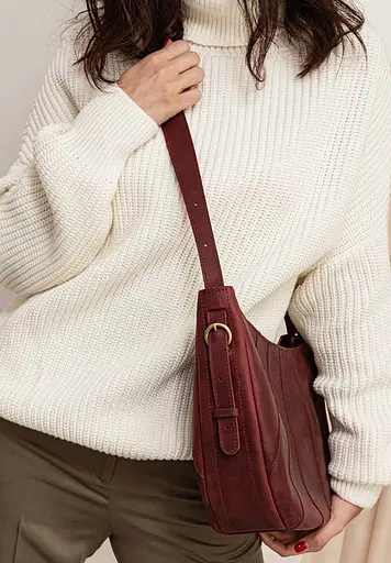 Шкіряна жіноча сумка Круасан бордова Crazy Horse - фото 7