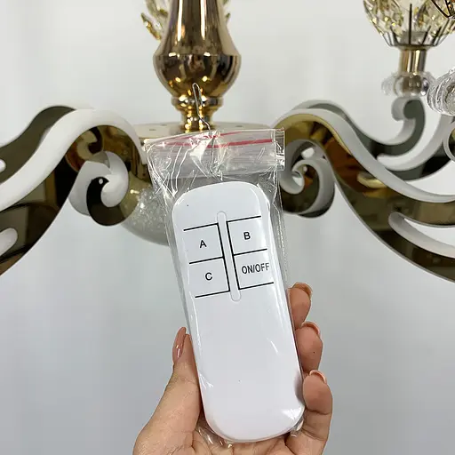 Люстра на 5 кришталевих квіток-плафонів Line.F 86529/5 GD - фото 3