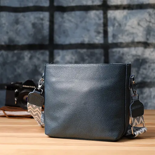 Повседневная женская сумка Vintage на плечо из натуральной кожи 22х17.5х7.5 см sum0027579 - фото 9