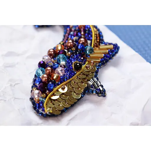 Набір для вишивання бісером прикраси "Синій кит" Abris Art AD-239 на натуральному полотні - фото 4