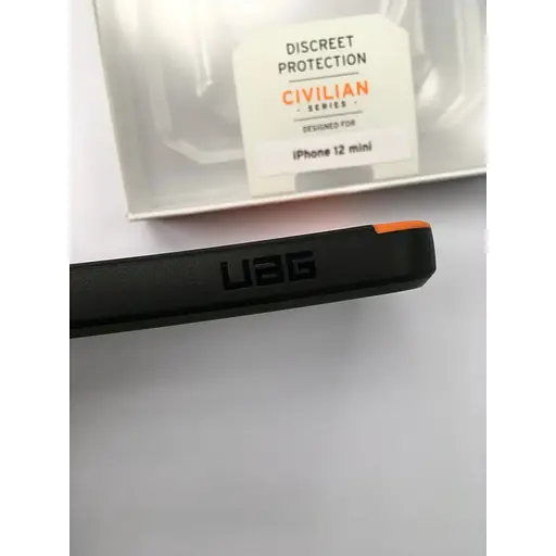 Оригинальный противоударный чехол UAG Civilian для iPhone 12 Mini (5.4") Olive (11234D117272) - фото 5