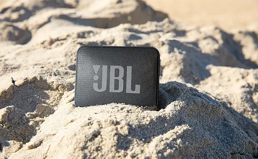 Бездротова портативна колонка JBL GO Essential 2 (JBLGOES2BLKEU) чорна - фото 10