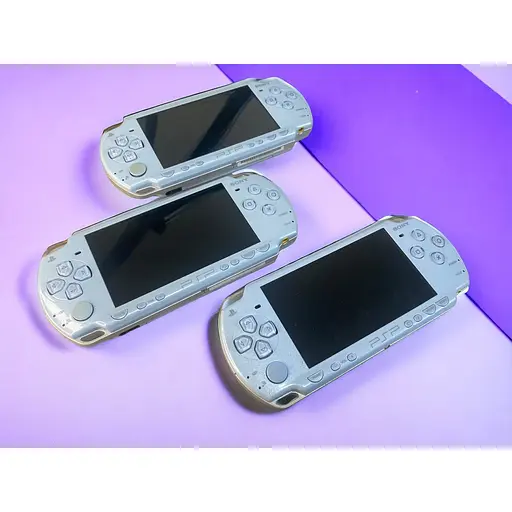 Игровая консоль карманная Sony Playstation Portable 2000 PsP 32 GB + 90 игр