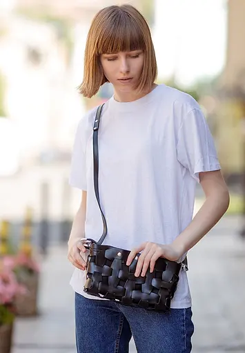 Шкіряна плетена жіноча сумка Пазл S вугільно-чорна - фото 2