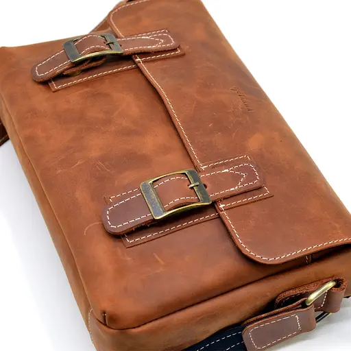 Кожаная мужская сумка через плечо TARWA 33х7х23 см sum0025881 - фото 7