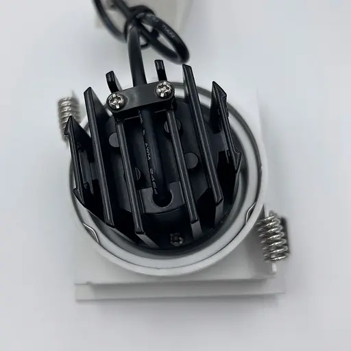 Встраиваемый светильник Skarlat RSL74092-1 1x10W WH+BK 3000K - фото 5