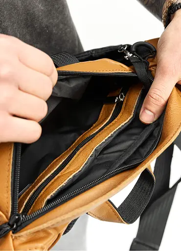 Большая мужская сумка бананка Sambag DynamicDart рыжая 38 × 21 × 7 см (80411121m) - фото 5