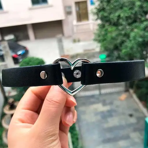 Чокер із серцем у стилі BDSM шкіряний One size K0595-1 - фото 3