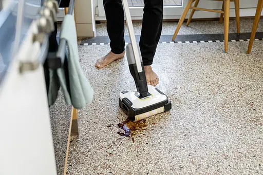 Машина для мытья полов Karcher ручная FC 2-4 - фото 8