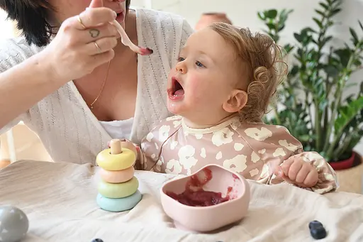 Миска Beaba силіконова на присосці з бортиком 350 мл рожева (913612) - фото 10