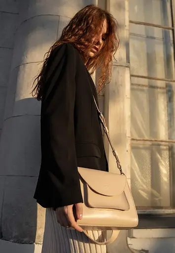 Жіноча шкіряна сумка Liv бежевий краст - фото 4