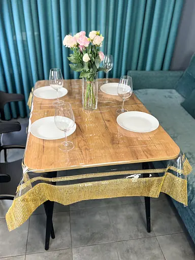 Скатертина силіконова із золотою стразовою стрічкою подвійною 230х200 см - фото 2