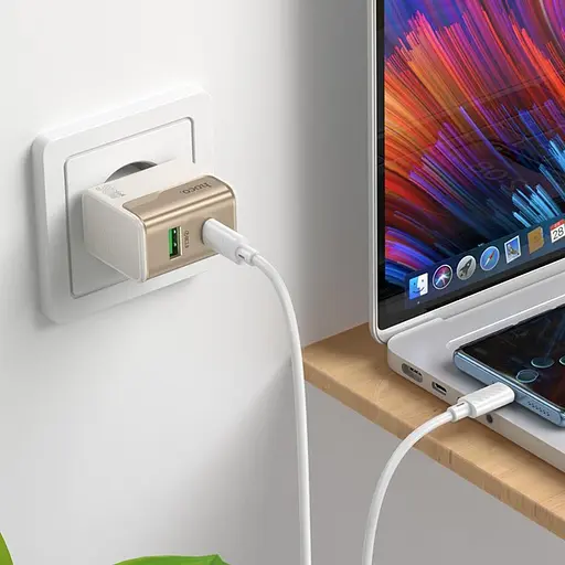 Зарядное устройство Hoco CS73A USB/ Type-C PD 30W QC белый + кабель Type-C to Type-C - фото 2