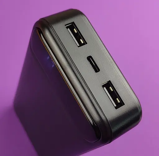 Портативний акумулятор XO PR136 20000 mAh чорний - фото 2