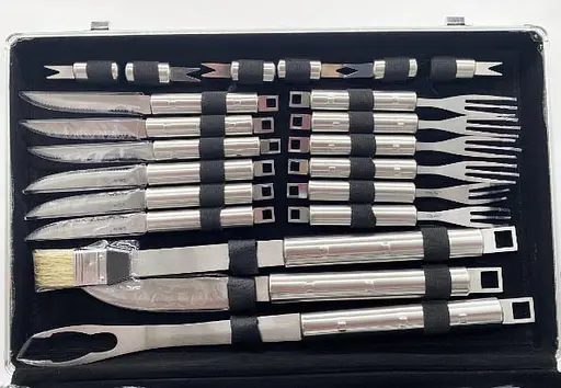Набор для гриля и барбекю Zepter DN-33 – Для любителей BBQ – 33 предмета из нержавеющей стали в кейсе. - фото 3