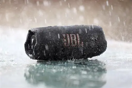 Портативная колонка JBL Charge 5 Bluetooth Black - фото 7