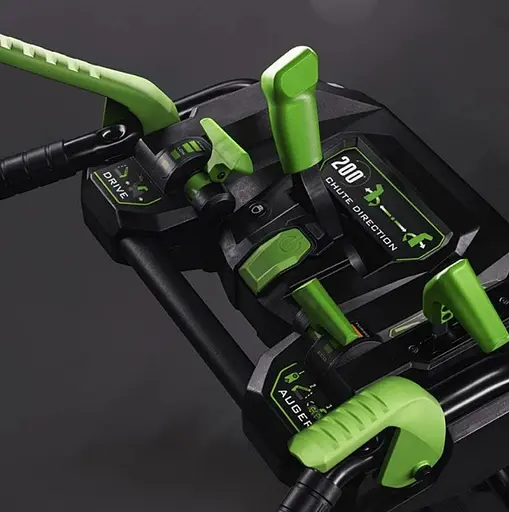 Аккумуляторный самоходный снегоуборщик EGO SNT2400E - фото 3