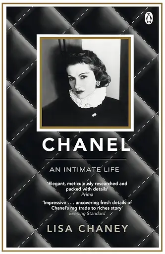 Chanel: An Intimate Life - Ліза Чейні - фото 1